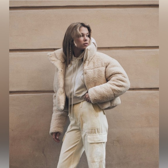Zara Jackets & Blazers - ZARA Padded Sherpa Puffer Jacket